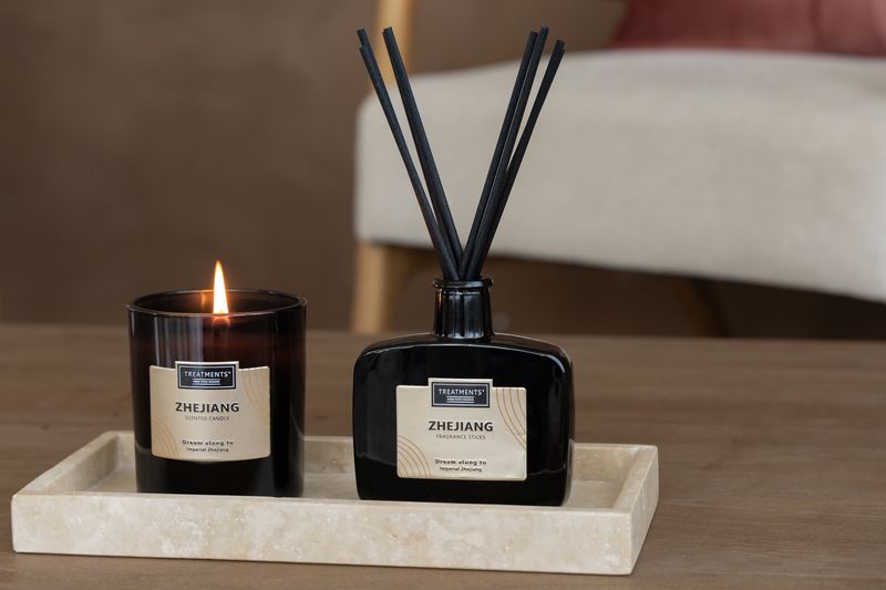 Treatments® - Geschenkbox Duftkerze - Zhejiang - 380 Gramm
