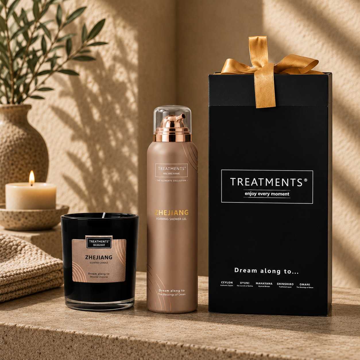 Treatments® - Geschenkbox Duschschaum &amp; Kerze - Zhejiang