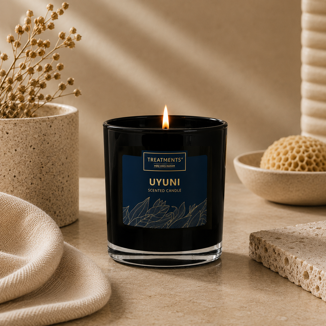 Treatments® - Geschenkbox Duftkerze - Uyuni - 380 Gramm